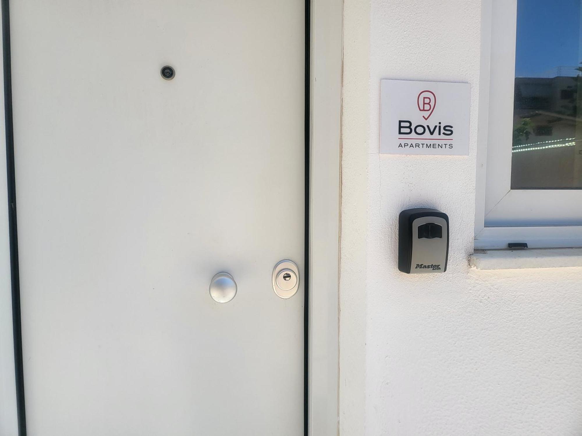 Bovis Apartments #2 Pórto Ráfti Buitenkant foto